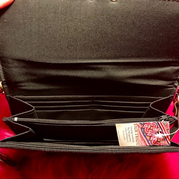 NWT Floral Boho Crossbody Purse/Wallet 🌺 - Picture 2 of 3